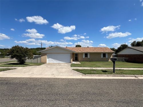 2002 Patricia St, Copperas Cove, TX, 76522-4162 | Card Image