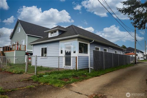 912 Ramer Ave, Hoquiam, WA, 98550-1212 | Card Image