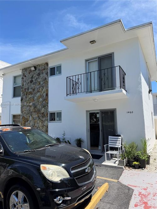 6-1460 Sw 4th St, Miami, FL, 33135-2215 | Card Image
