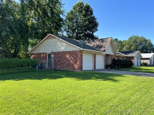 628 Queens Rd, Muskogee, OK, 74403-8347 | Card Image