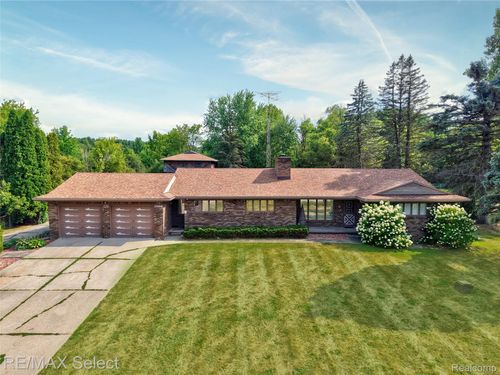 11080 Lapeer Rd, Davison, MI, 48423-8118 | Card Image