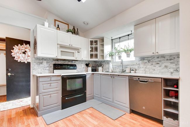 1105 Kensington Ln, House other with 2 bedrooms, 3 bathrooms and null parking in Cincinnati OH | Image 10