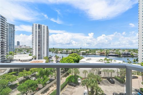 apt-604-20281 E Country Club Dr, Aventura, FL, 33180-3025 | Card Image