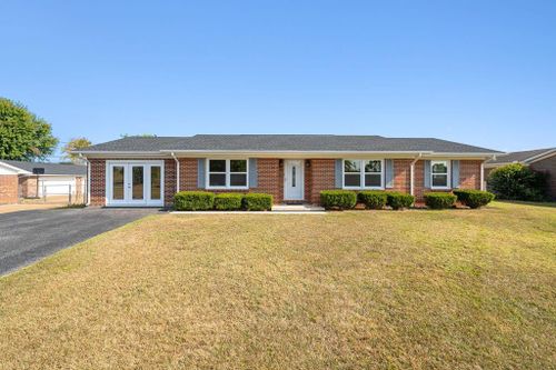 210 Gillen Dr, Sparta, TN, 38583-1404 | Card Image