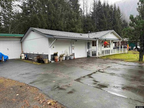 4128 Taku Blvd, Juneau, AK, 99801-9209 | Card Image