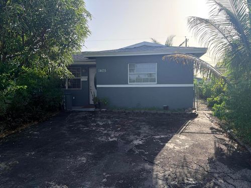 1405 Nw 58th Ave, Lauderhill, FL, 33313-6266 | Card Image
