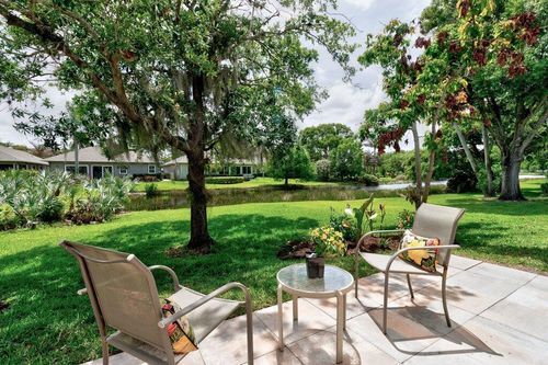 445 Tamarind Pl, Vero Beach, FL, 32962-7353 | Card Image