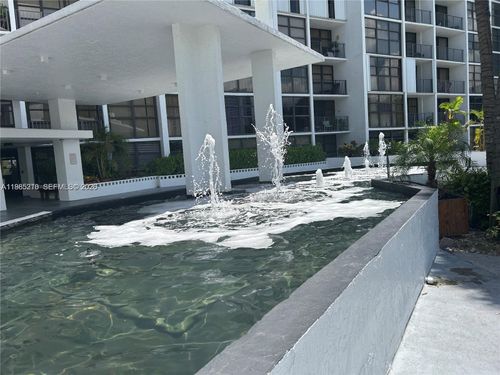 308-400 Leslie Dr, Hallandale Beach, FL, 33009-2964 | Card Image