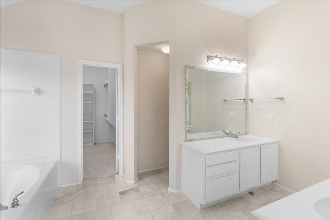 5786 Walnut Creek Dr, House other with 4 bedrooms, 3 bathrooms and null parking in Fort Worth TX | Image 18