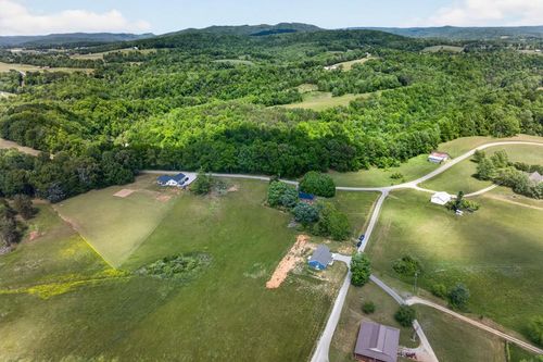 116 Bill Storie Rd, Byrdstown, TN, 38549-2211 | Card Image