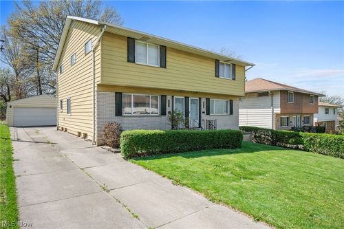 8230 Reed Ave, Garfield Heights, OH, 44125-2063 | Card Image
