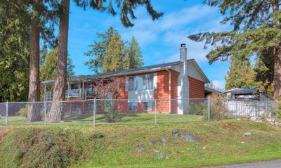 4661 Cameron Rd, House other with 3 bedrooms, 3 bathrooms and 1 parking in Madeira Park BC | Image 1