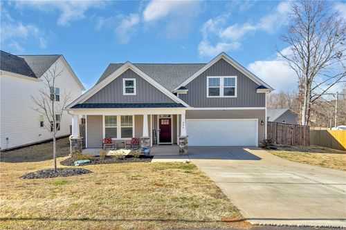 206 Iris Dr, Easley, SC, 29642-2224 | Card Image