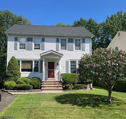 15 House Rd, Morristown, NJ, 07960-6523 | Card Image