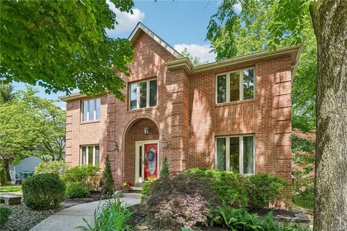 130 Village Dr, Cranberry Twp, PA, 16066-3350 | Card Image