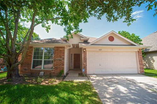 2223 Shady Pine Dr, Conroe, TX, 77301-3351 | Card Image