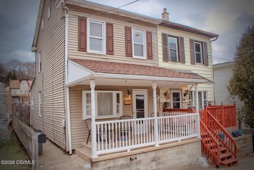 1015 N Pearl St, Shamokin, PA, 17872-4619 | Card Image