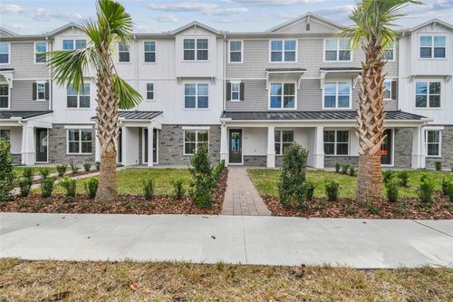 15-233 Pasquala Way, Oviedo, FL, 32765-8497 | Card Image