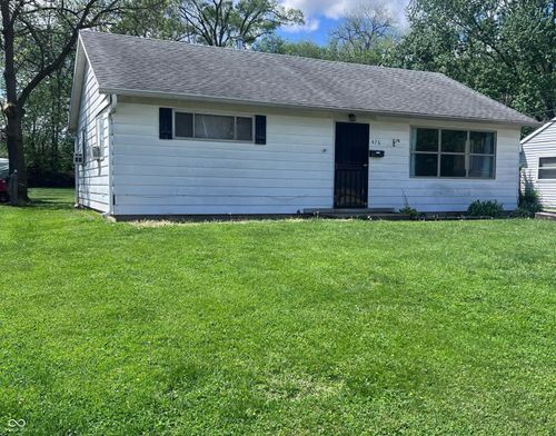 476 Carol Dr, Greenwood, IN, 46143-1223 | Card Image