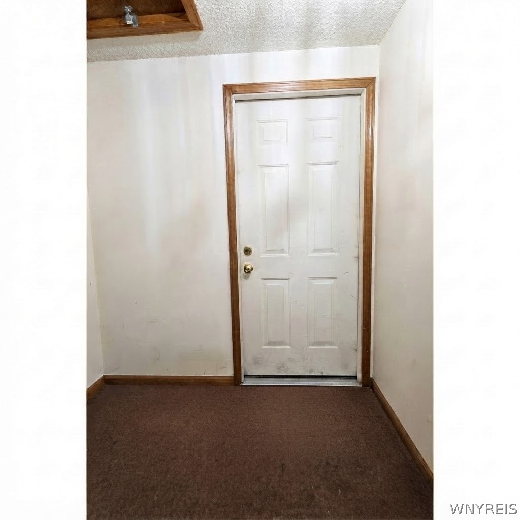 Residential Lease in Lackawanna 3