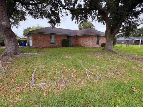 1312 Travis St, Nederland, TX, 77627 | Card Image
