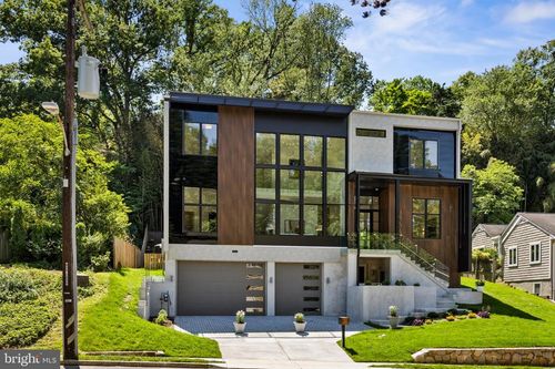 3554 Military Rd, ARLINGTON, VA, 22207-4828 | Card Image