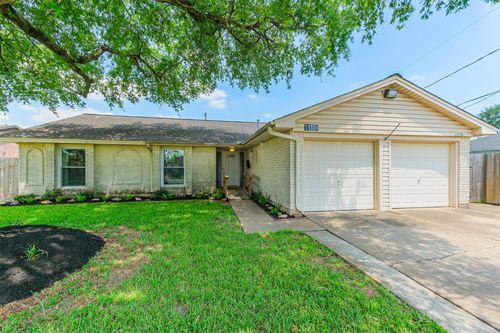 11334 Sagehill Dr, Houston, TX, 77089-4634 | Card Image