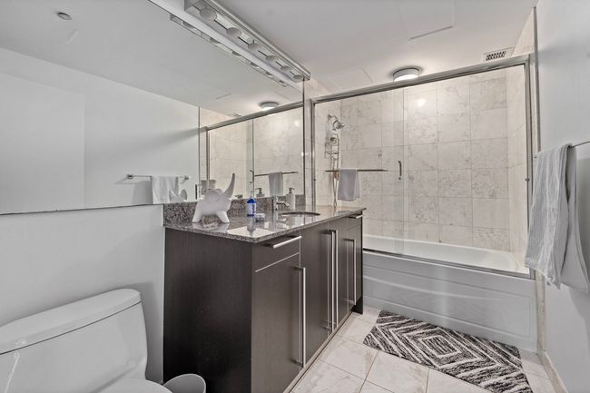 APT-603 - 201 W Grand Ave, Condo with 2 bedrooms, 2 bathrooms and 1 parking in CHICAGO IL | Image 20
