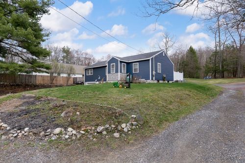 182 S Main St, Newton, NH, 03858-3709 | Card Image