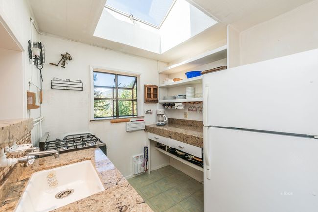 Kitchen | Image 17
