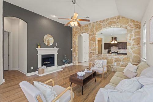 5701 Centeridge Ln, McKinney, TX, 75071-3339 | Card Image