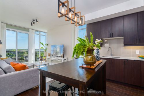 911-9582 Markham Rd, Markham, ON, L6E0T4 | Card Image