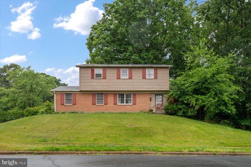 609 Kensington Ave, Severna Park, MD, 21146-2514 | Card Image