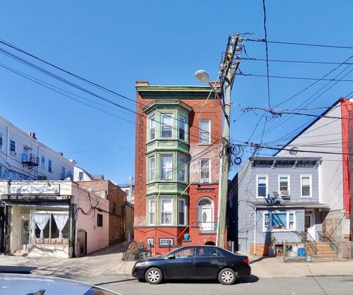 apt-3-118 Bowers St, Jersey City, NJ, 07307-2004 | Card Image