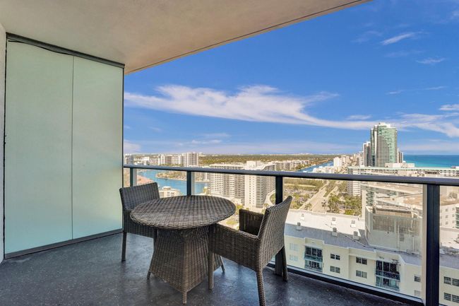 1910 - 4111 S Ocean Dr, Condo with 1 bedrooms, 1 bathrooms and null parking in Hollywood FL | Image 13