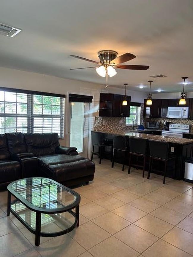 1473 Ne 48 Th St, House other with 3 bedrooms, 2 bathrooms and null parking in Pompano Beach FL | Image 35