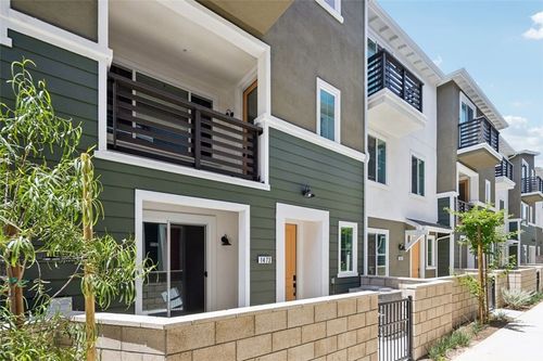 1473 Reef Ln, San Pedro, CA, 90732-1703 | Card Image
