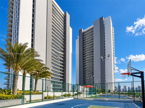 419-16385 Biscayne Blvd, Aventura, FL, 33160-5455 | Card Image