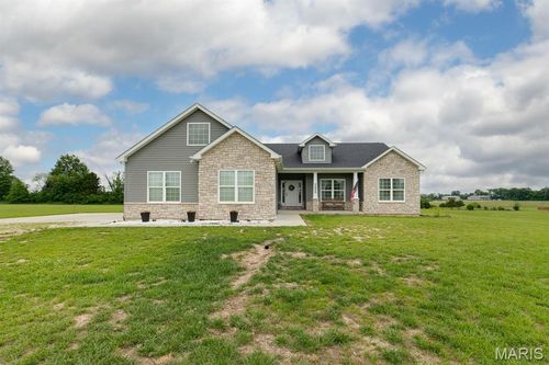 22845 Jewell Lynn Ct, Warrenton, MO, 63383-4104 | Card Image