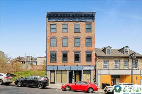 505 Northampton St, Easton, PA, 18042-3526 | Card Image