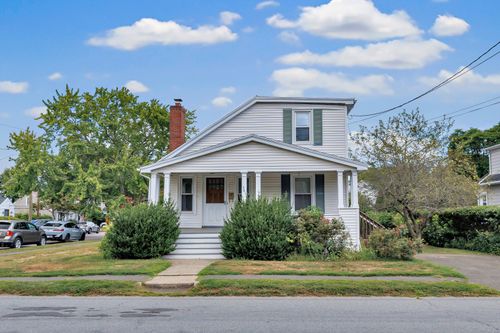 341 S Pine Creek Rd, Fairfield, CT, 06824-5635 | Card Image
