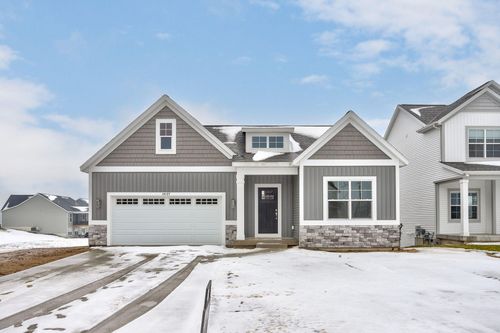 10137 Strawberry Ln, Zeeland, MI, 49464-9263 | Card Image