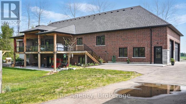6598 County 10 Road, House other with 5 bedrooms, 5 bathrooms and 23 parking in Essa ON | Image 7