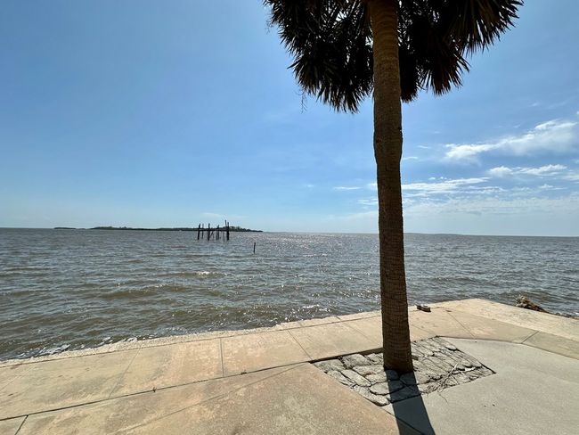 660 1 St St, House other with 3 bedrooms, 4 bathrooms and null parking in CEDAR KEY FL | Image 52