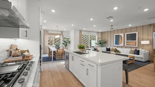 2010 Pyrenes Pl, Santa Paula, CA, 93060-1879 | Card Image