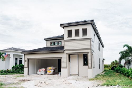 411 Se Via Sangro, Port Saint Lucie, FL, 34952-6238 | Card Image