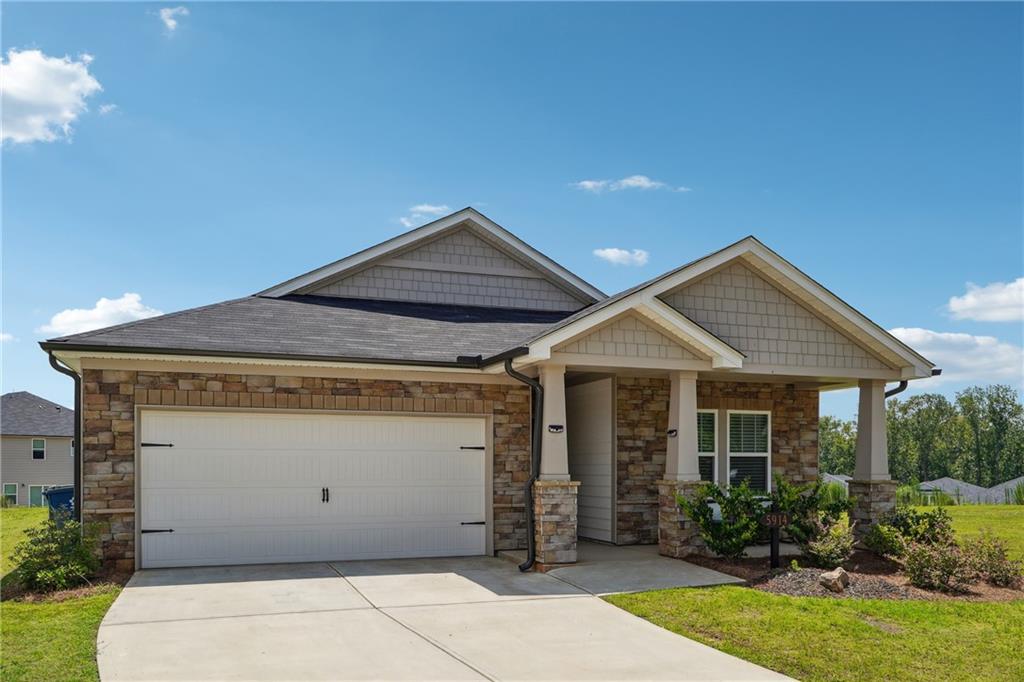 Green Ash Ct, Braselton, GA 30517