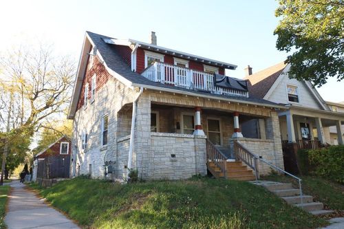 3201 N 39th St, Milwaukee, WI, 53216-3608 | Card Image