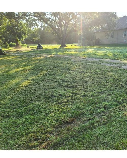 2815 Timber Dr, Dickinson, TX, 77539-4676 | Card Image