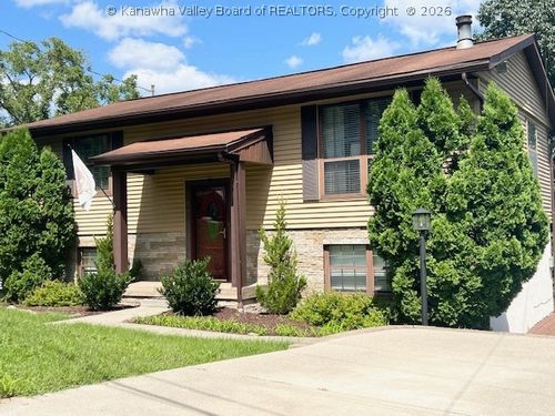 106 Phyllis Drive, Charleston, WV, 25302 | Card Image